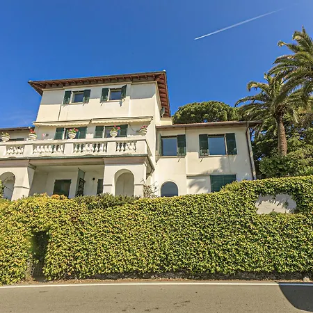 Iflat Residenza Il Boschetto Apartment Rapallo